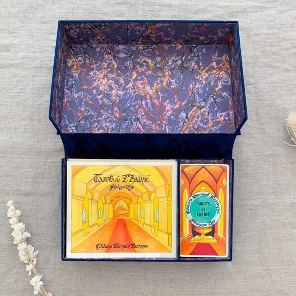 Tarot de l'Haïmé, coffret suedel bleu ouvert - Éditions Larroque