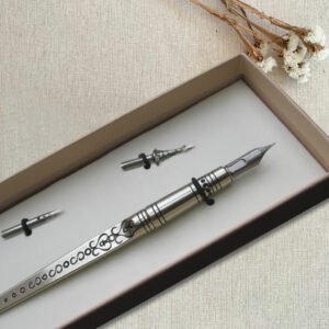 Coffret porte-plume de calligraphie, ouvre lettre en bronze blanc et accessoires