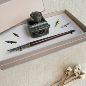 Coffret calligraphie 5 plumes et encrier