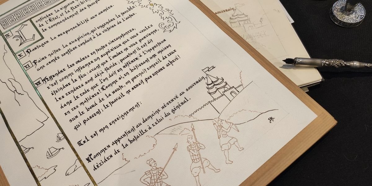 Page enluminé et calligraphié en cours de création pour le livre d'art l'Art de la guerre
